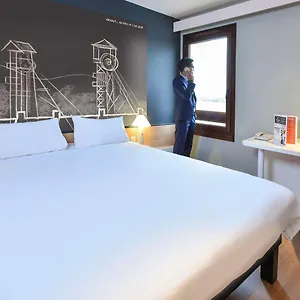 Ibis Charleroi Airport Brussels South 3*, Флёрюс Бельгия