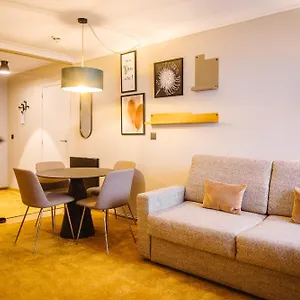 https://holiday-inn-brussels-airport.hotelsantwerp.net